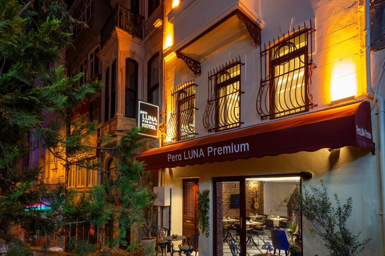 Pera Luna Premium Hotel Istanbul Bagian luar foto