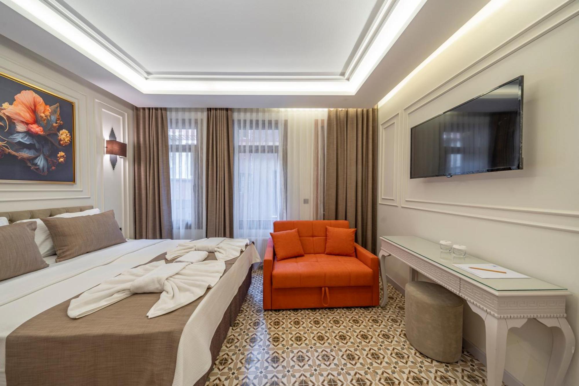 Pera Luna Premium Hotel Istanbul Bagian luar foto