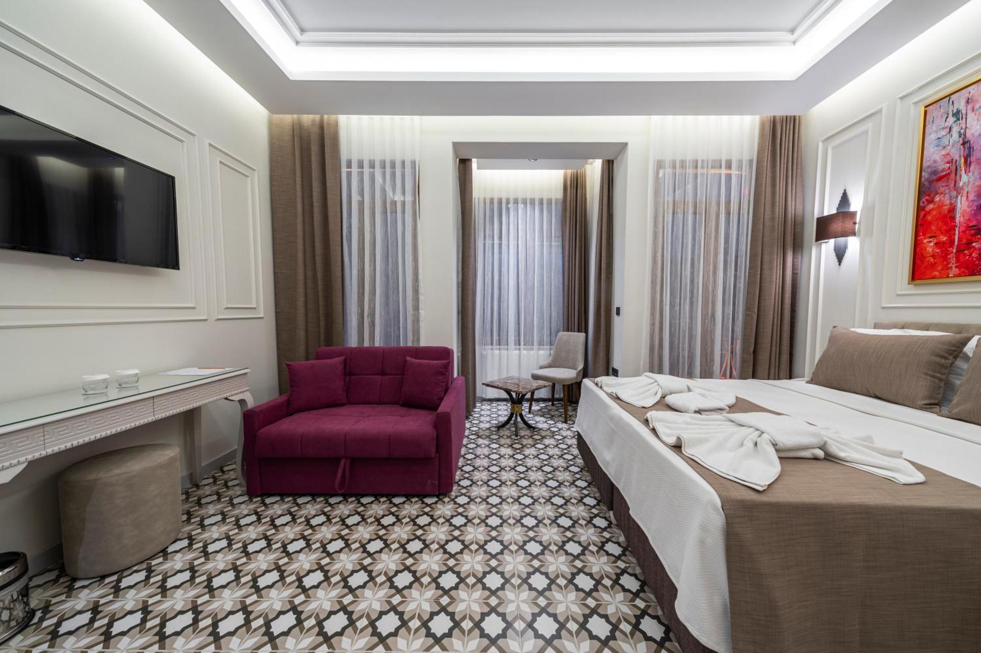 Pera Luna Premium Hotel Istanbul Bagian luar foto